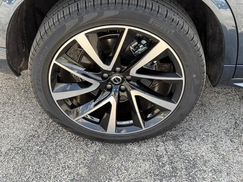 new 2025 Volvo XC90 car, priced at $63,455
