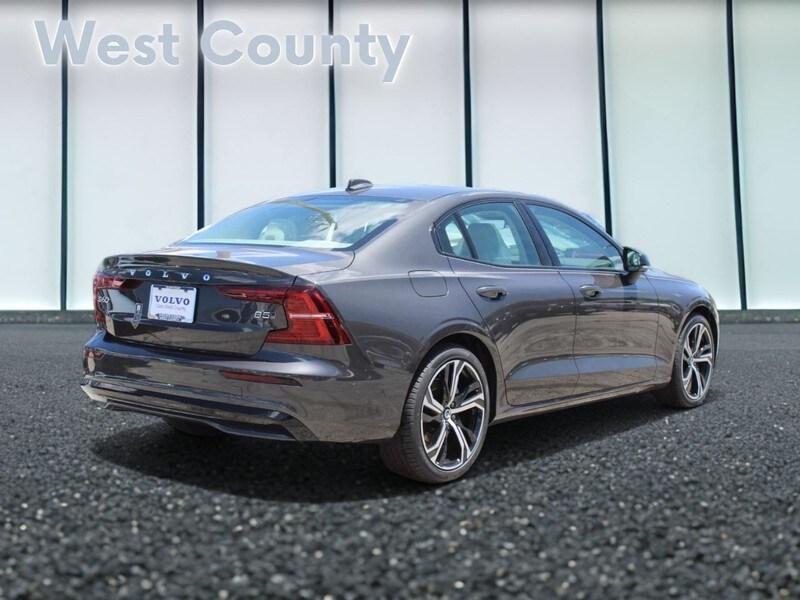 new 2024 Volvo S60 car, priced at $46,180