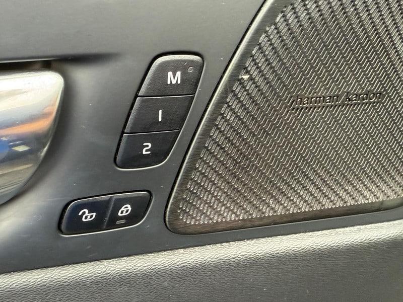 used 2021 Volvo XC60 car, priced at $20,000