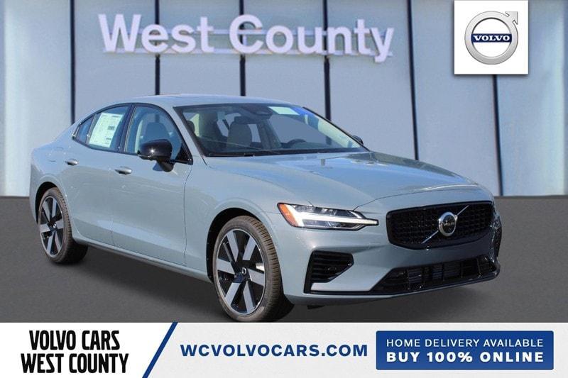 new 2024 Volvo S60 Recharge Plug-In Hybrid car, priced at $57,595