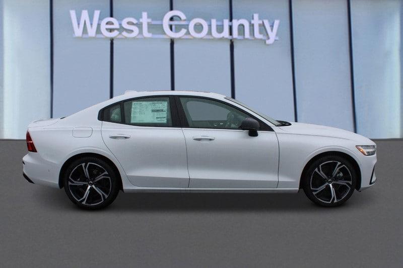 new 2024 Volvo S60 car, priced at $51,445