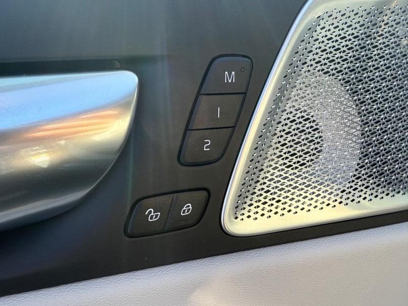 new 2026 Volvo XC60 Plug-In Hybrid car, priced at $80,310