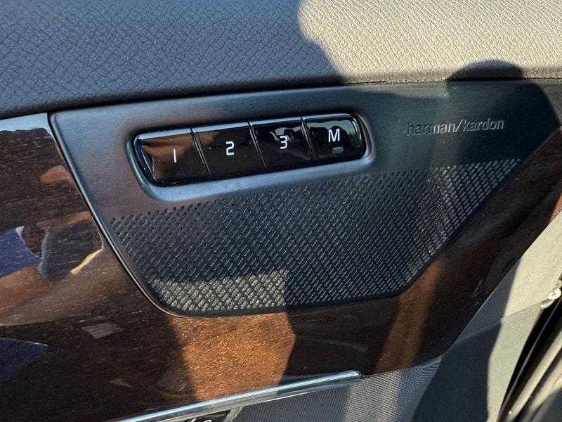 used 2019 Volvo XC90 car, priced at $20,000