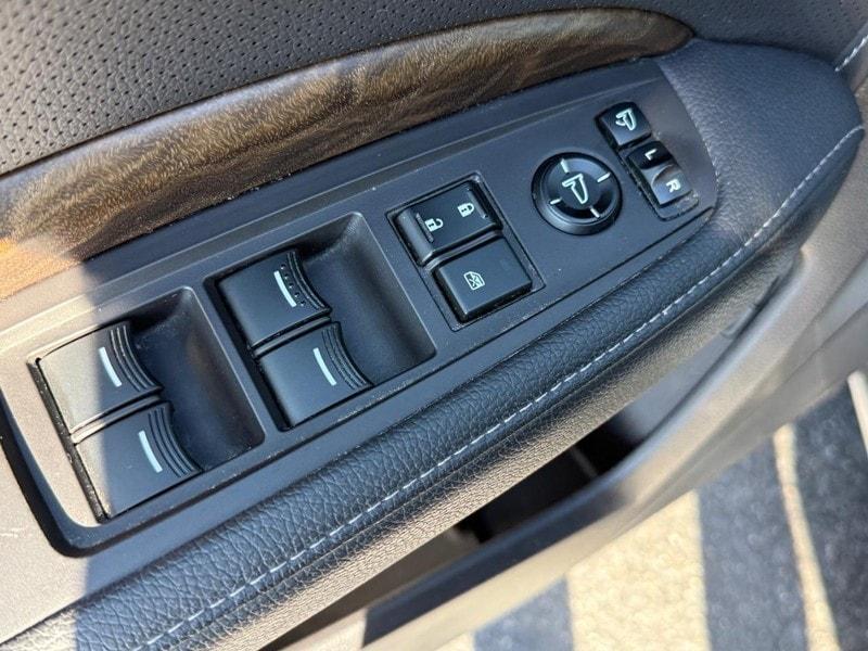 used 2019 Acura MDX car, priced at $21,952