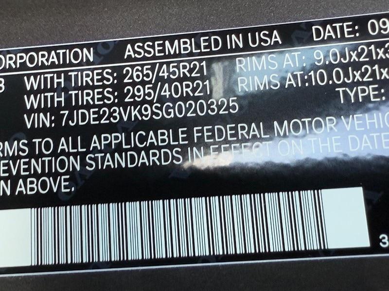 new 2025 Volvo EX90 car, priced at $89,420