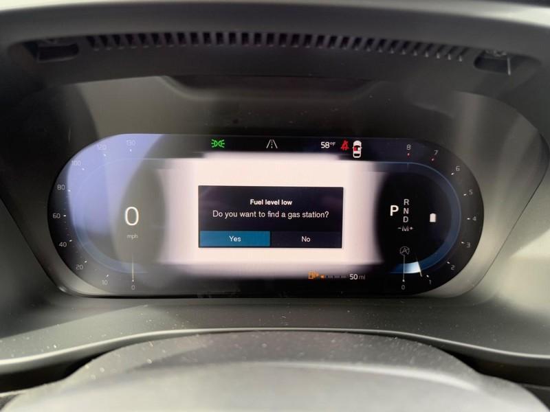 new 2025 Volvo XC40 car, priced at $46,250