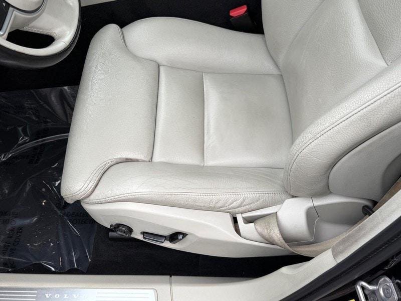 used 2019 Volvo XC60 car, priced at $20,000