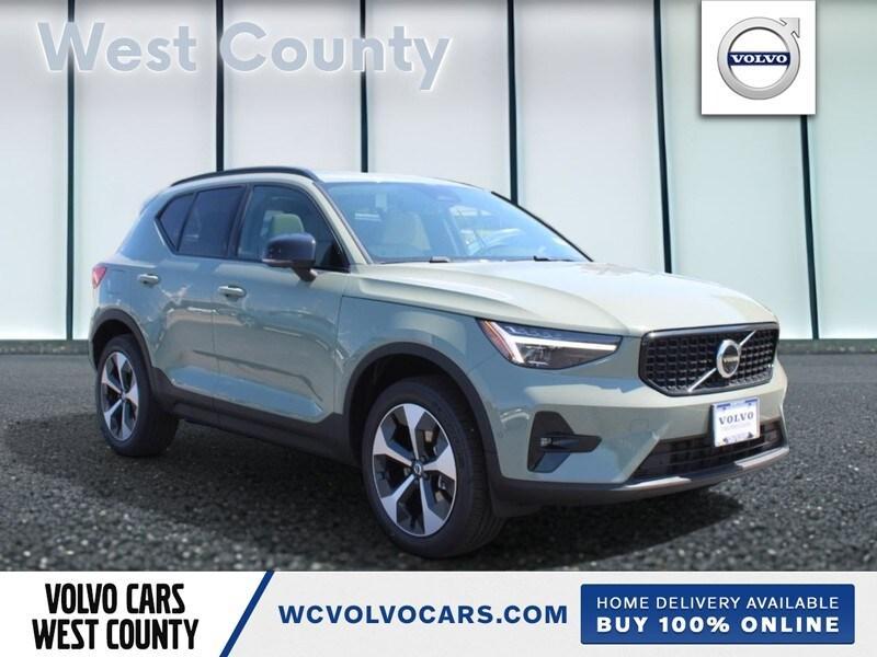 new 2024 Volvo XC40 car, priced at $48,295