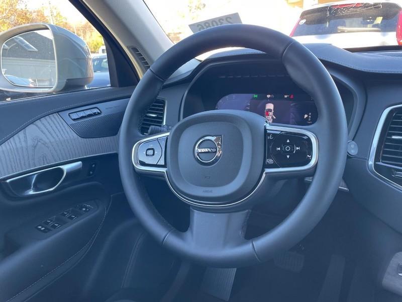 new 2025 Volvo XC90 car, priced at $69,155