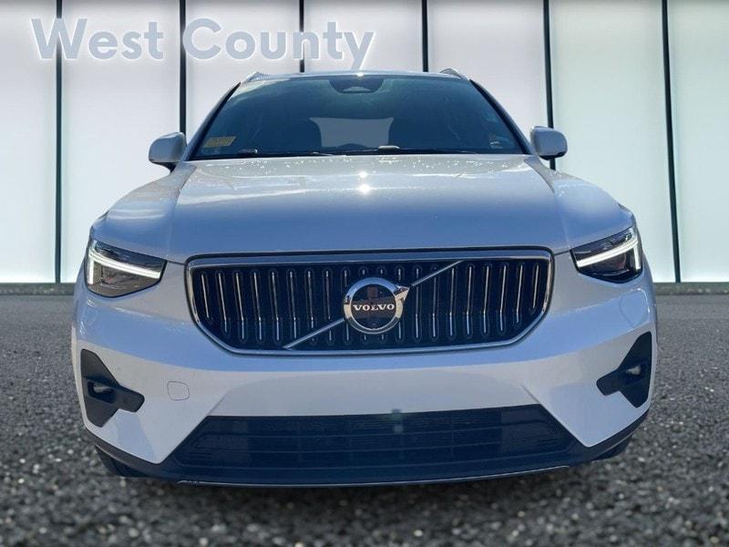 used 2024 Volvo XC40 car, priced at $36,876