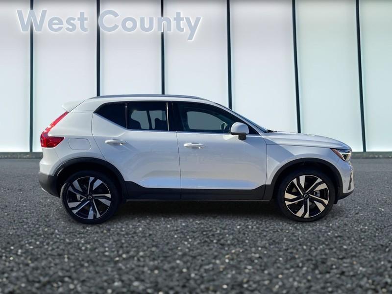 used 2024 Volvo XC40 car, priced at $36,876