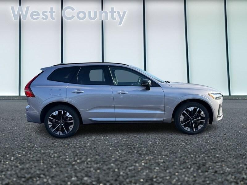 new 2026 Volvo XC60 car, priced at $57,985