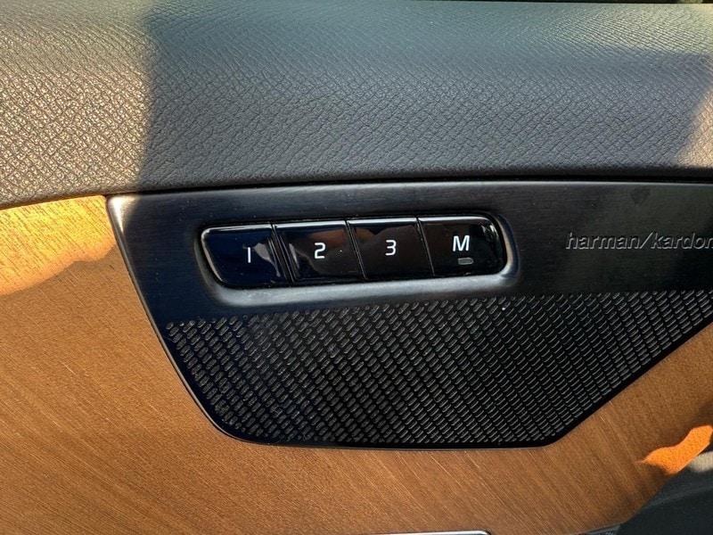 used 2022 Volvo XC90 car, priced at $42,959
