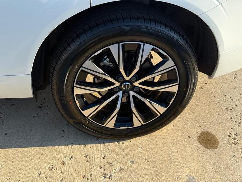 used 2025 Volvo XC60 car, priced at $35,982
