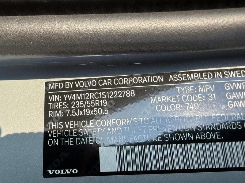 new 2025 Volvo XC60 car, priced at $54,735