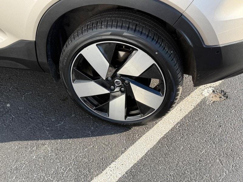 used 2023 Volvo XC40 Recharge Pure Electric car, priced at $28,420