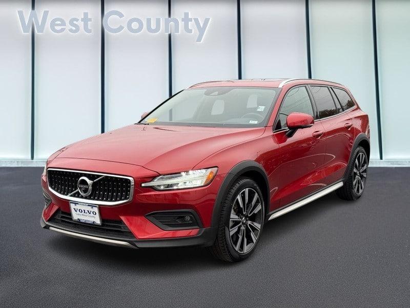 used 2021 Volvo V60 Cross Country car, priced at $27,854