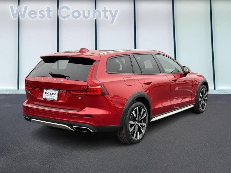 used 2021 Volvo V60 Cross Country car, priced at $27,854