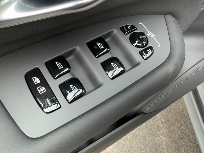 new 2025 Volvo XC90 Plug-In Hybrid car, priced at $78,805
