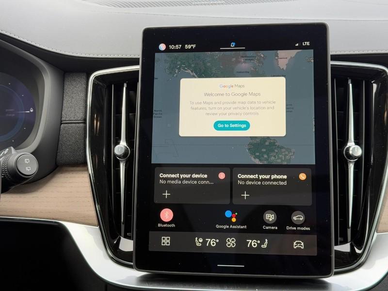new 2025 Volvo XC90 Plug-In Hybrid car, priced at $78,805