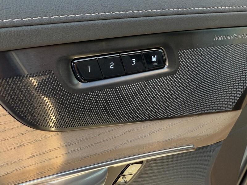 new 2026 Volvo XC90 car, priced at $75,535