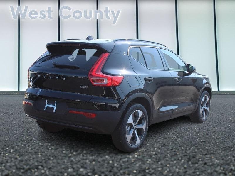 new 2025 Volvo XC40 car, priced at $48,100