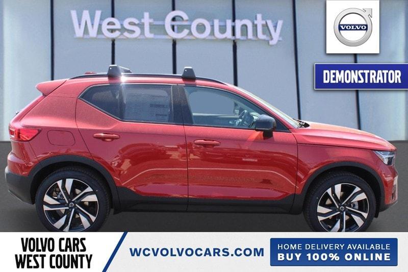 new 2023 Volvo XC40 car, priced at $52,585
