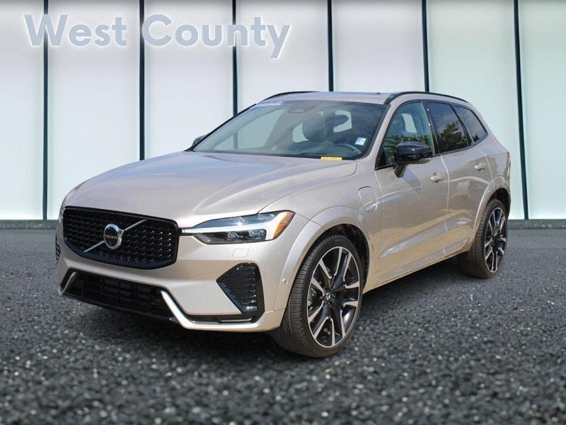 used 2024 Volvo XC60 Recharge Plug-In Hybrid car, priced at $57,891