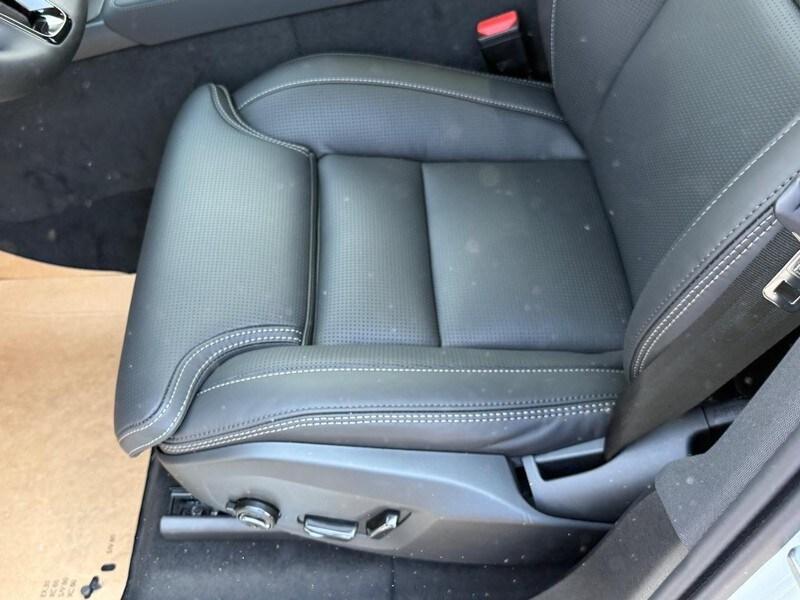 new 2025 Volvo XC90 Plug-In Hybrid car, priced at $78,275