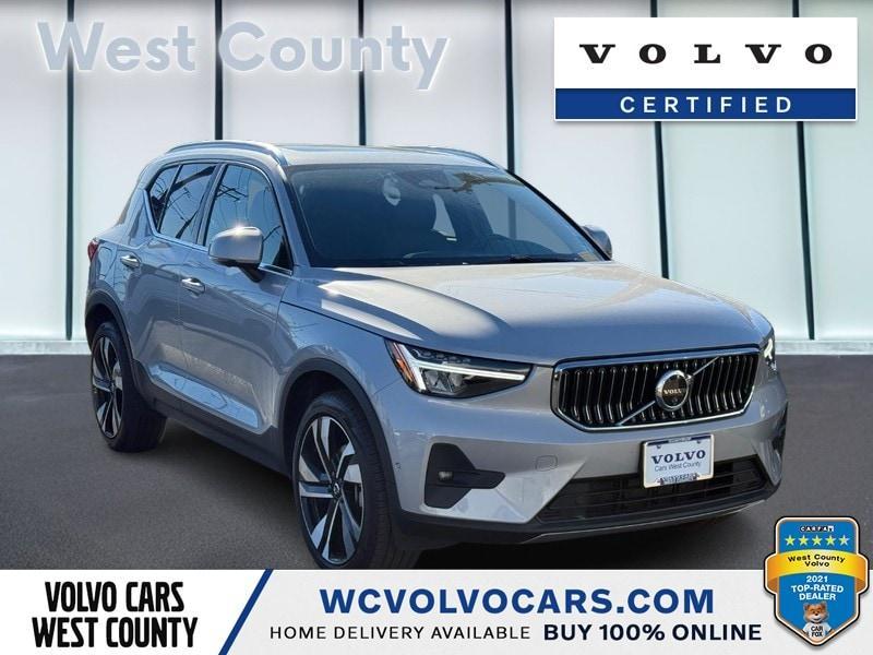 used 2025 Volvo XC40 car, priced at $32,981