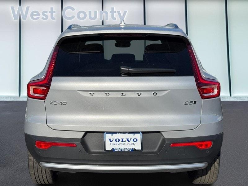 used 2025 Volvo XC40 car, priced at $31,987