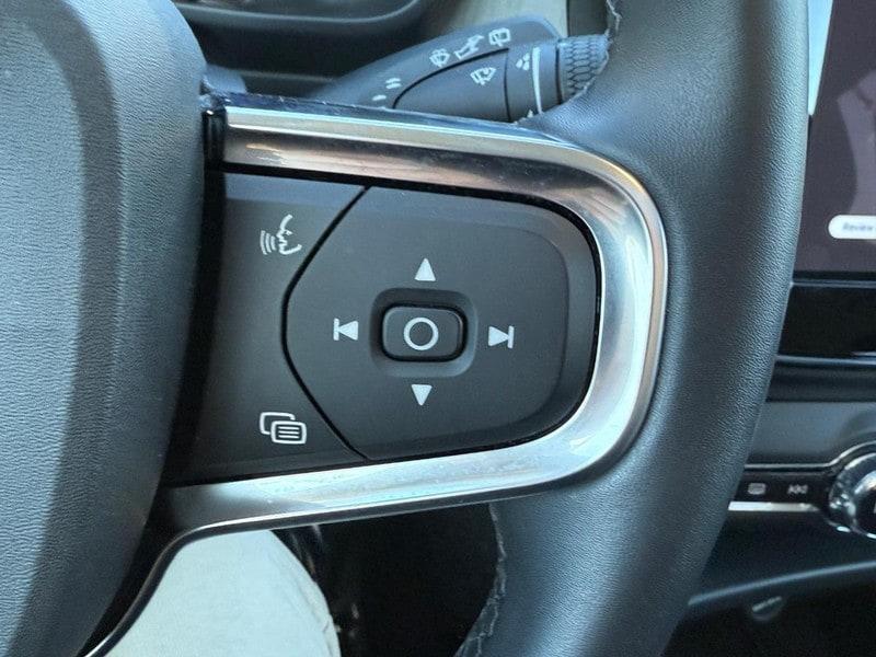 used 2025 Volvo XC40 car, priced at $31,987