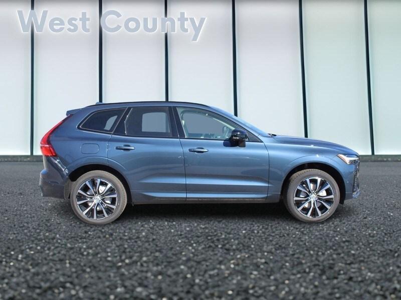 new 2025 Volvo XC60 car, priced at $55,725