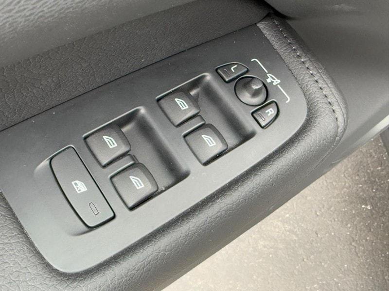 used 2022 Volvo XC60 car, priced at $36,500