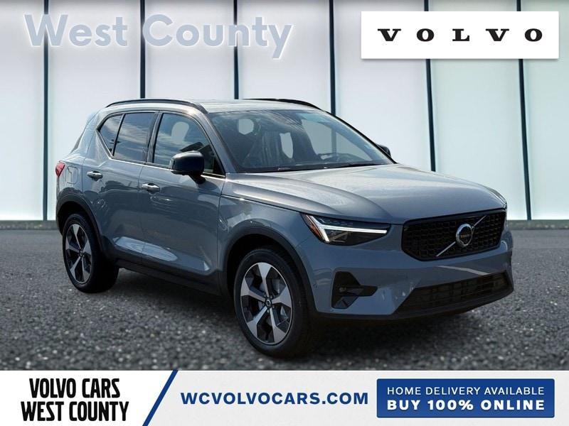 new 2026 Volvo XC40 car, priced at $50,150