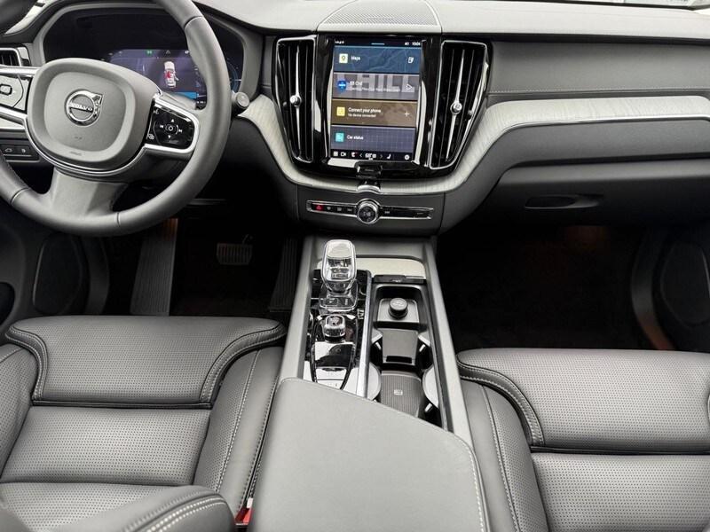 new 2025 Volvo XC60 Plug-In Hybrid car