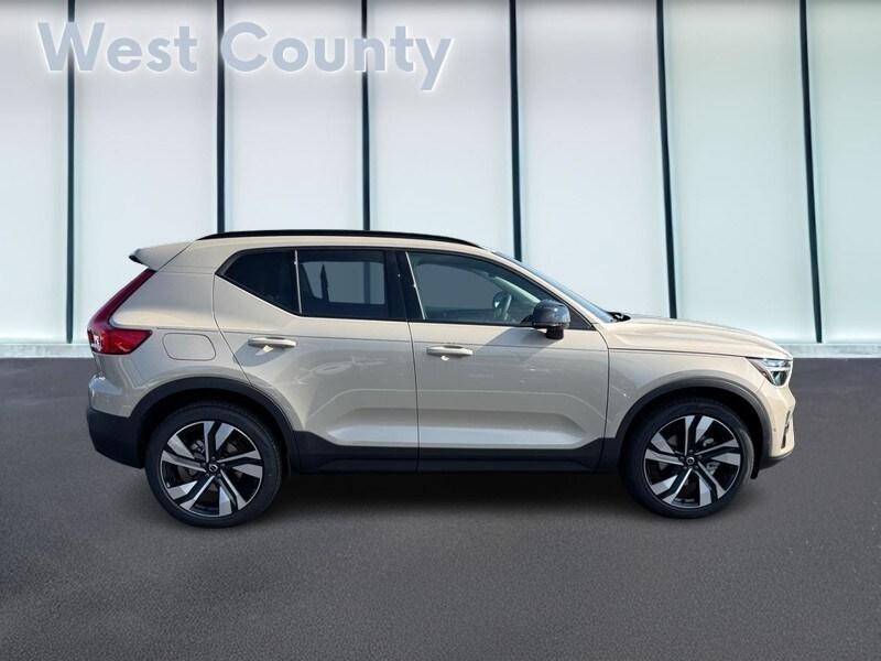 new 2026 Volvo XC40 car, priced at $47,175