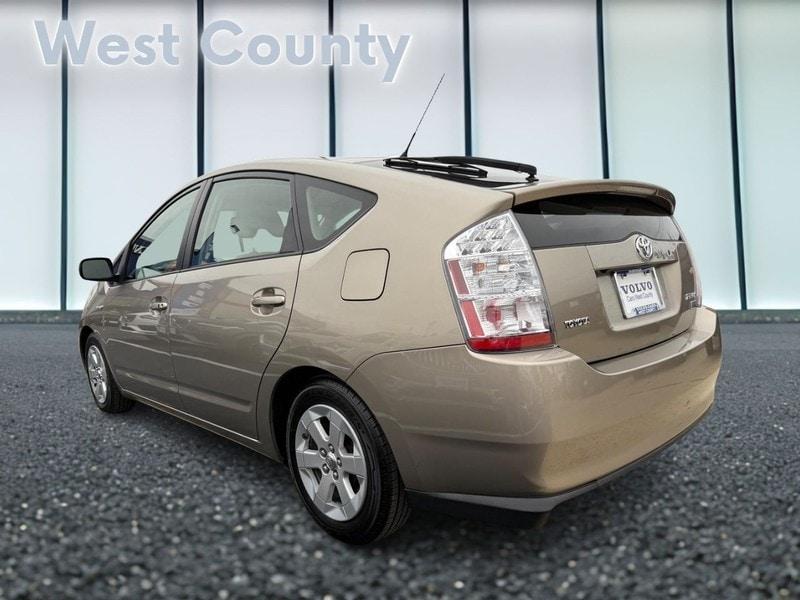 used 2007 Toyota Prius car, priced at $10,000