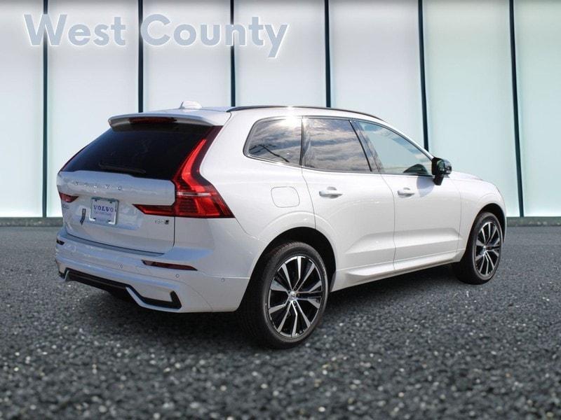 new 2025 Volvo XC60 car, priced at $55,335