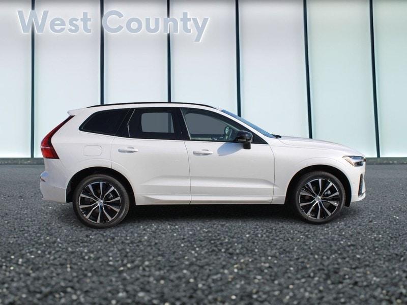 new 2025 Volvo XC60 car, priced at $55,335