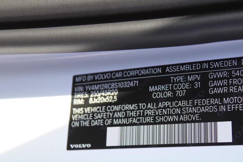 new 2025 Volvo XC60 car, priced at $51,825