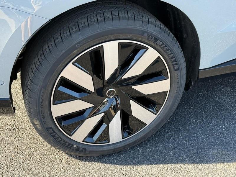 new 2025 Volvo EX90 car, priced at $94,340