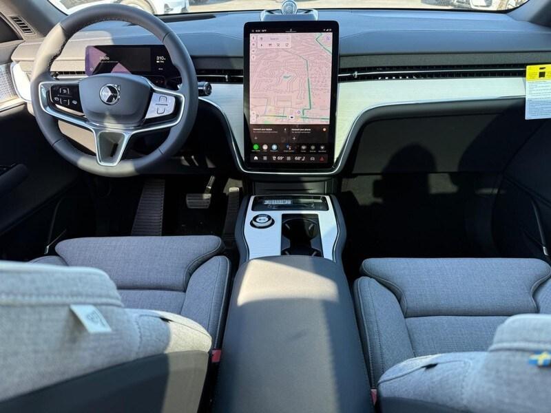new 2025 Volvo EX90 car, priced at $94,340