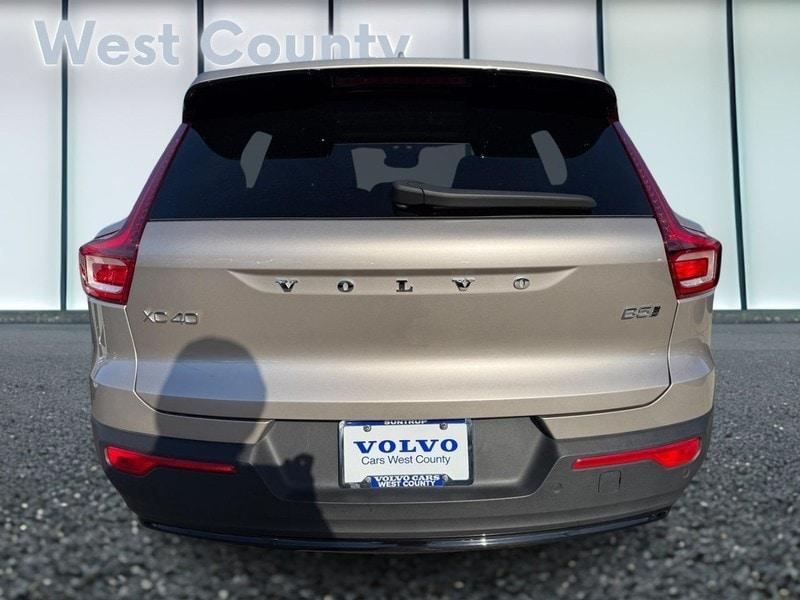 used 2023 Volvo XC40 car, priced at $36,872