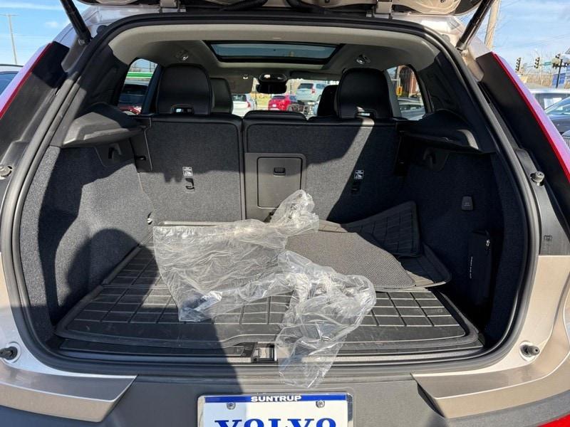 used 2023 Volvo XC40 car, priced at $36,872