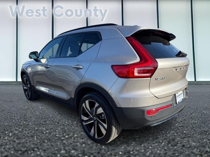 used 2023 Volvo XC40 car, priced at $36,872