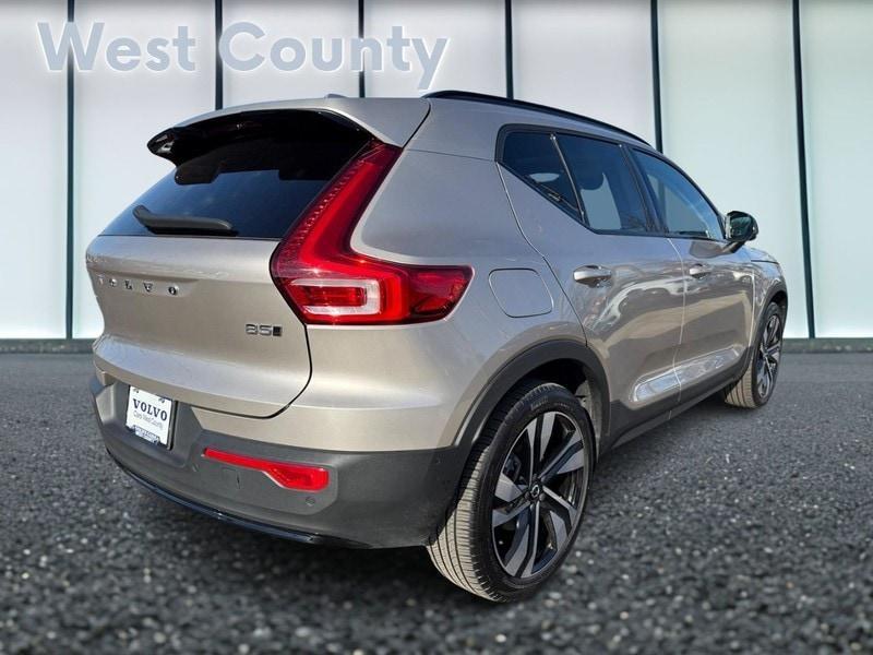 used 2023 Volvo XC40 car, priced at $36,872