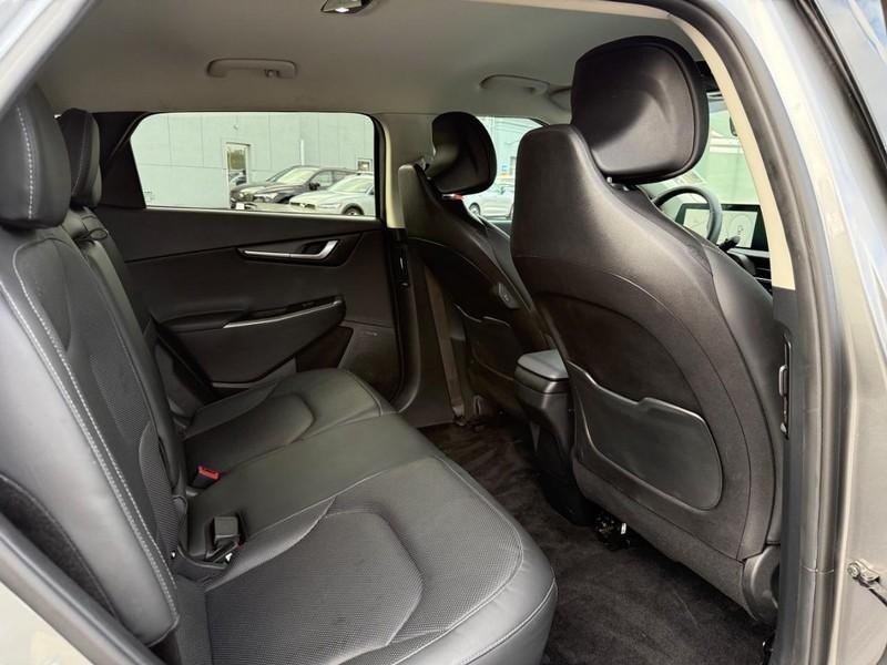 used 2022 Kia EV6 car, priced at $21,897