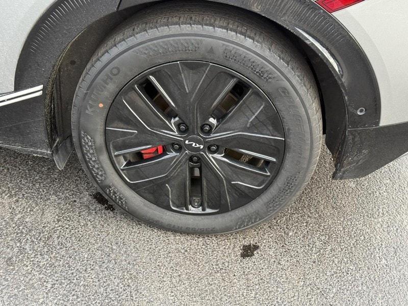 used 2022 Kia EV6 car, priced at $21,897