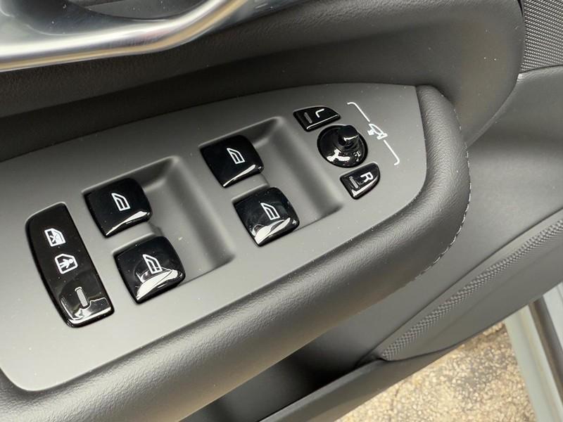 new 2025 Volvo XC90 car, priced at $63,765